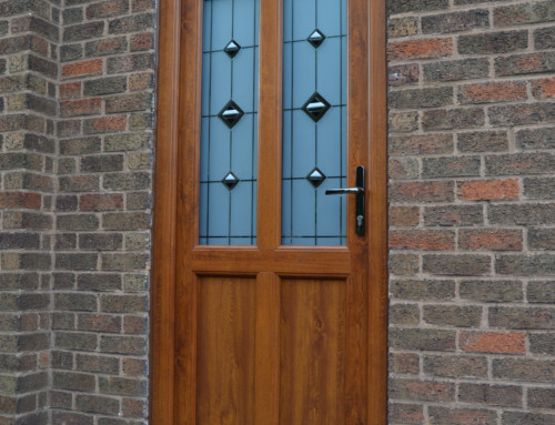 Light oak Engineered door with fusion glass design